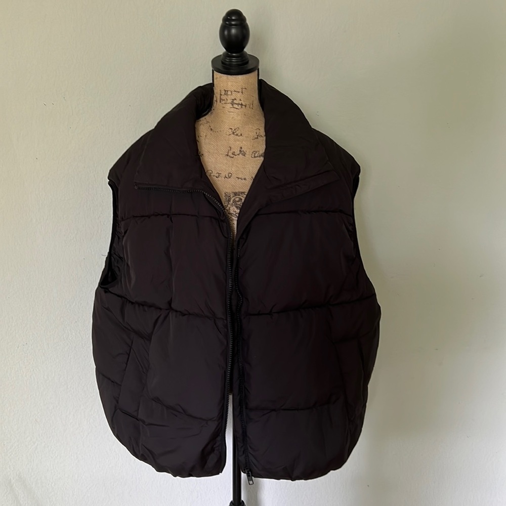 H&M Oversized Puffer Vest
